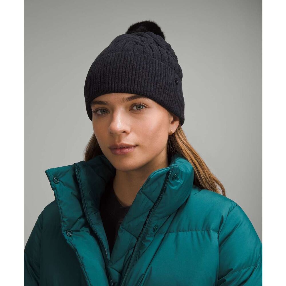 Lululemon Cable Knit Pom Beanie Black NWT | Retail $58
